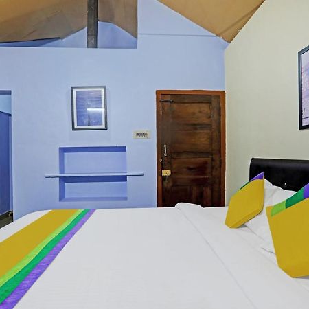 Hotel Allaranda Homestay マディケーリ エクステリア 写真