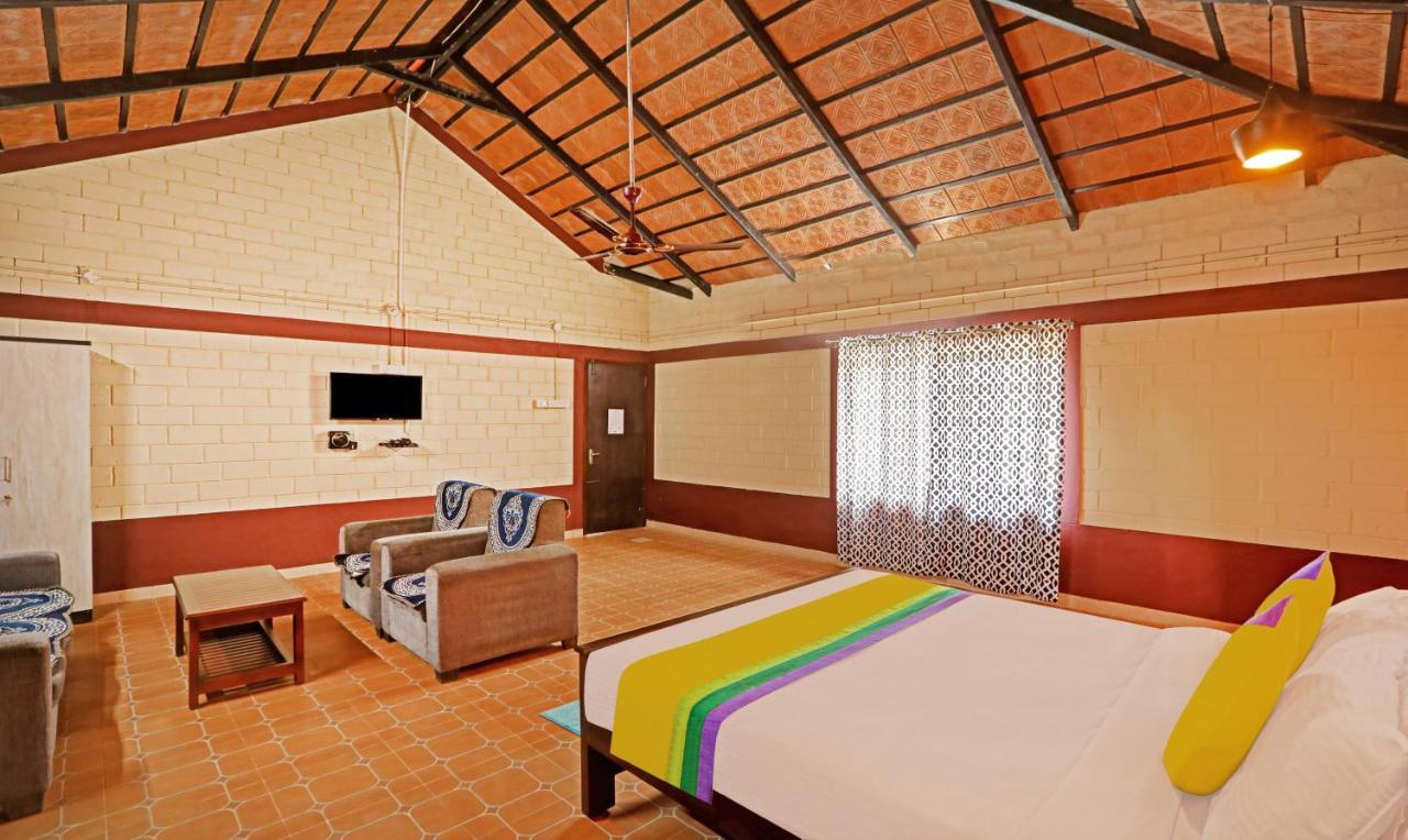 Hotel Allaranda Homestay マディケーリ エクステリア 写真