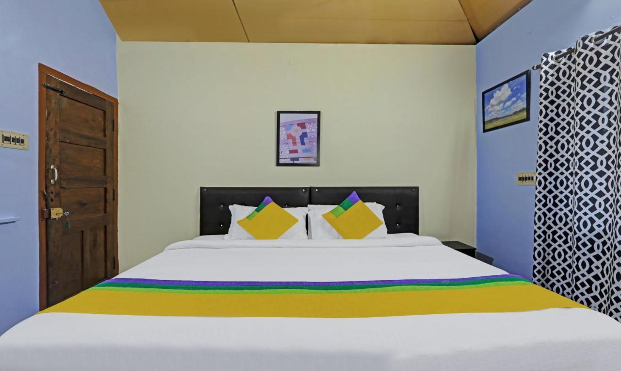Hotel Allaranda Homestay マディケーリ エクステリア 写真