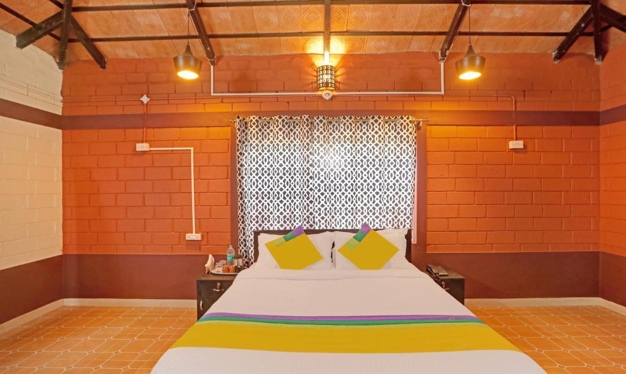 Hotel Allaranda Homestay マディケーリ エクステリア 写真